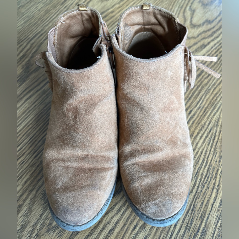 Old Navy fringed boots.